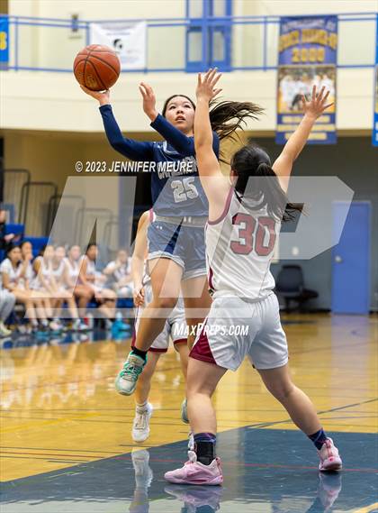Thumbnail 3 in Lowell vs. Carlmont photogallery.