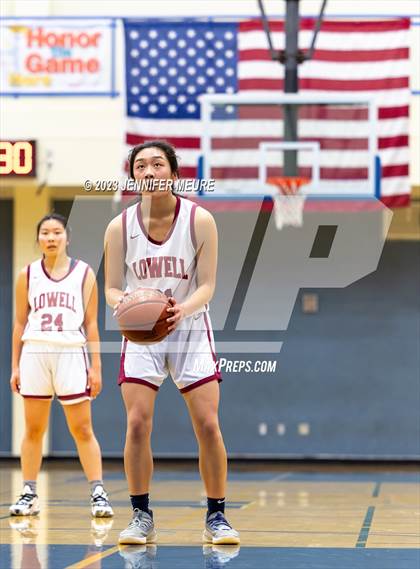 Thumbnail 2 in Lowell vs. Carlmont photogallery.