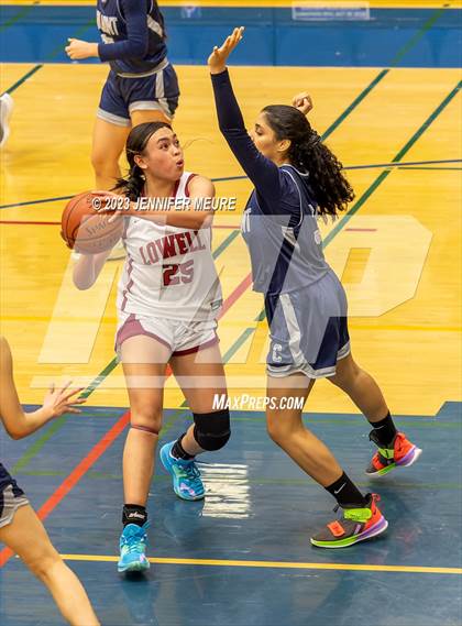 Thumbnail 2 in Lowell vs. Carlmont photogallery.