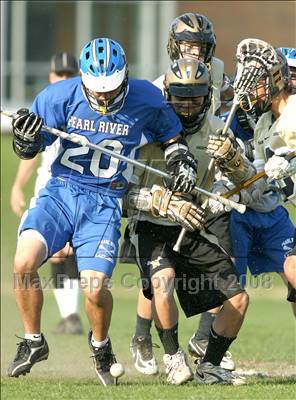 Thumbnail 1 in Pearl River @ Nanuet photogallery.