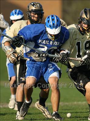 Thumbnail 2 in Pearl River @ Nanuet photogallery.