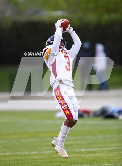 Thumbnail 2 in Tulare Union @ Garces Memorial photogallery.