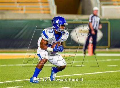 Thumbnail 3 in Brewer vs. Georgetown photogallery.