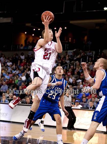 Thumbnail 3 in Covington Catholic @ Newport (KHSSA Ninth Region Semifinal) photogallery.
