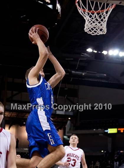 Thumbnail 3 in Covington Catholic @ Newport (KHSSA Ninth Region Semifinal) photogallery.