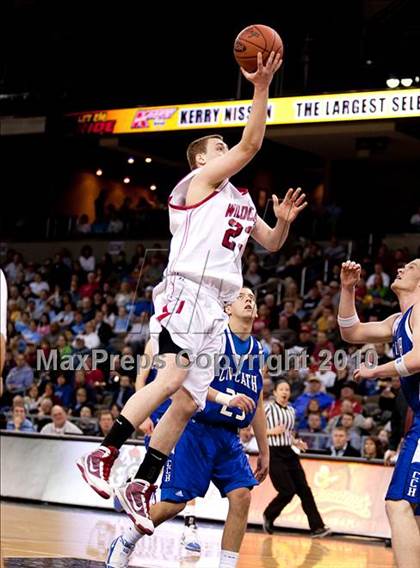 Thumbnail 1 in Covington Catholic @ Newport (KHSSA Ninth Region Semifinal) photogallery.