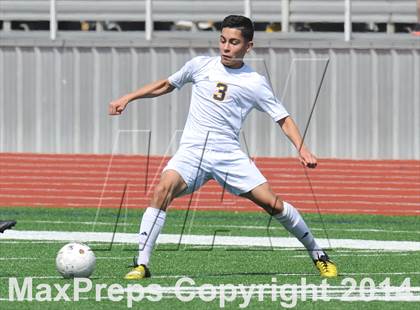 Thumbnail 2 in Pine Tree vs. Wakeland (UIL 4A Region 2 Semifinal) photogallery.