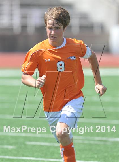 Thumbnail 3 in Pine Tree vs. Wakeland (UIL 4A Region 2 Semifinal) photogallery.