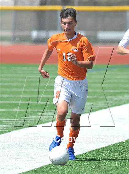Thumbnail 3 in Pine Tree vs. Wakeland (UIL 4A Region 2 Semifinal) photogallery.