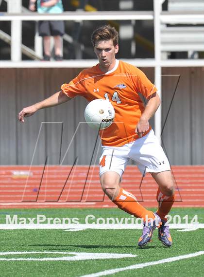 Thumbnail 1 in Pine Tree vs. Wakeland (UIL 4A Region 2 Semifinal) photogallery.