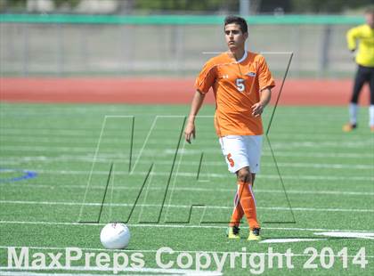 Thumbnail 3 in Pine Tree vs. Wakeland (UIL 4A Region 2 Semifinal) photogallery.
