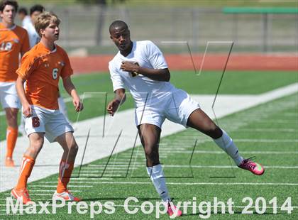 Thumbnail 1 in Pine Tree vs. Wakeland (UIL 4A Region 2 Semifinal) photogallery.