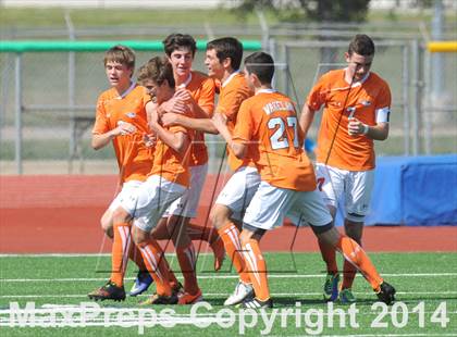 Thumbnail 1 in Pine Tree vs. Wakeland (UIL 4A Region 2 Semifinal) photogallery.