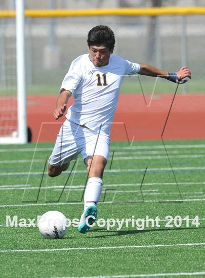 Thumbnail 3 in Pine Tree vs. Wakeland (UIL 4A Region 2 Semifinal) photogallery.