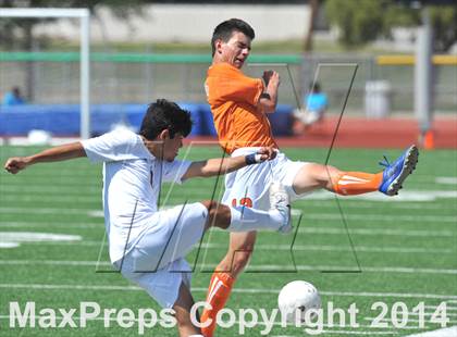 Thumbnail 3 in Pine Tree vs. Wakeland (UIL 4A Region 2 Semifinal) photogallery.