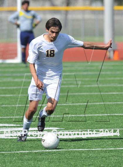 Thumbnail 1 in Pine Tree vs. Wakeland (UIL 4A Region 2 Semifinal) photogallery.