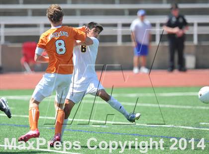 Thumbnail 3 in Pine Tree vs. Wakeland (UIL 4A Region 2 Semifinal) photogallery.