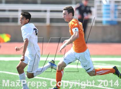 Thumbnail 1 in Pine Tree vs. Wakeland (UIL 4A Region 2 Semifinal) photogallery.