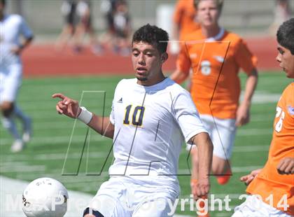 Thumbnail 3 in Pine Tree vs. Wakeland (UIL 4A Region 2 Semifinal) photogallery.