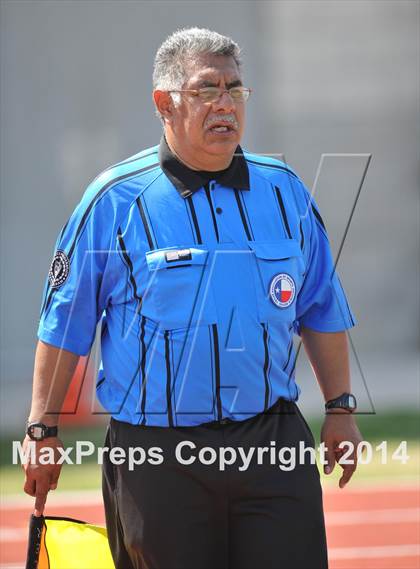 Thumbnail 2 in Pine Tree vs. Wakeland (UIL 4A Region 2 Semifinal) photogallery.