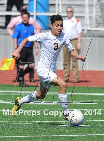 Thumbnail 2 in Pine Tree vs. Wakeland (UIL 4A Region 2 Semifinal) photogallery.