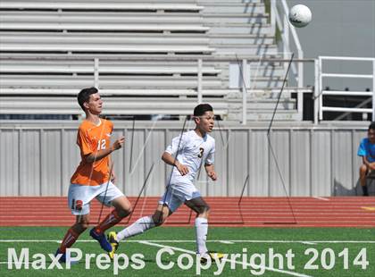 Thumbnail 1 in Pine Tree vs. Wakeland (UIL 4A Region 2 Semifinal) photogallery.