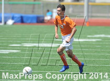 Thumbnail 2 in Pine Tree vs. Wakeland (UIL 4A Region 2 Semifinal) photogallery.