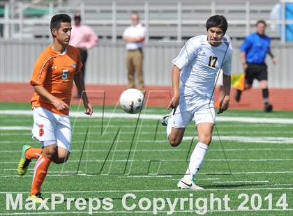 Thumbnail 1 in Pine Tree vs. Wakeland (UIL 4A Region 2 Semifinal) photogallery.