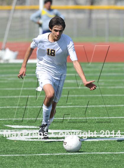 Thumbnail 3 in Pine Tree vs. Wakeland (UIL 4A Region 2 Semifinal) photogallery.