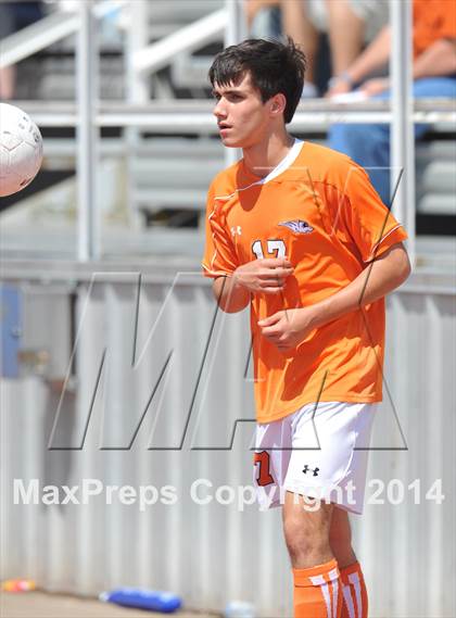 Thumbnail 2 in Pine Tree vs. Wakeland (UIL 4A Region 2 Semifinal) photogallery.