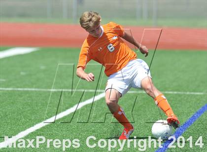Thumbnail 2 in Pine Tree vs. Wakeland (UIL 4A Region 2 Semifinal) photogallery.