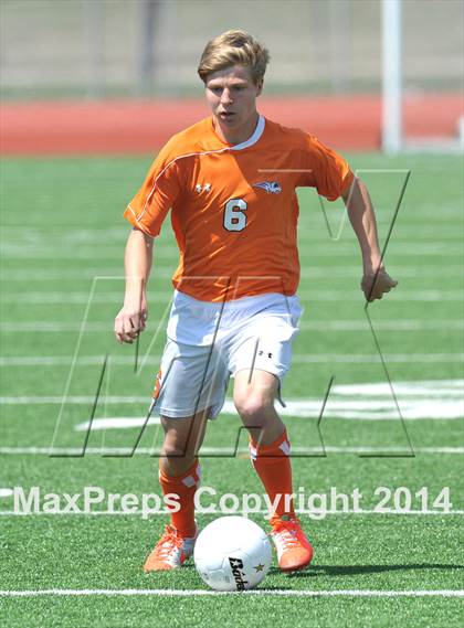 Thumbnail 2 in Pine Tree vs. Wakeland (UIL 4A Region 2 Semifinal) photogallery.