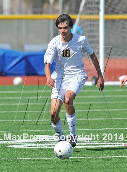 Thumbnail 2 in Pine Tree vs. Wakeland (UIL 4A Region 2 Semifinal) photogallery.