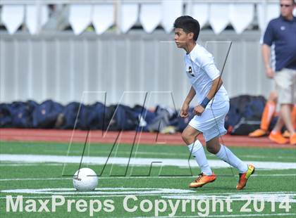 Thumbnail 1 in Pine Tree vs. Wakeland (UIL 4A Region 2 Semifinal) photogallery.