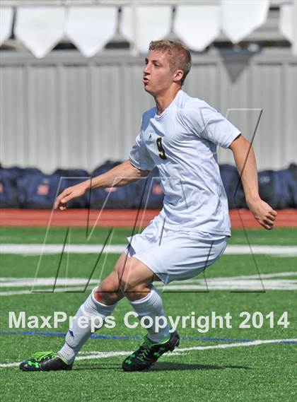 Thumbnail 3 in Pine Tree vs. Wakeland (UIL 4A Region 2 Semifinal) photogallery.