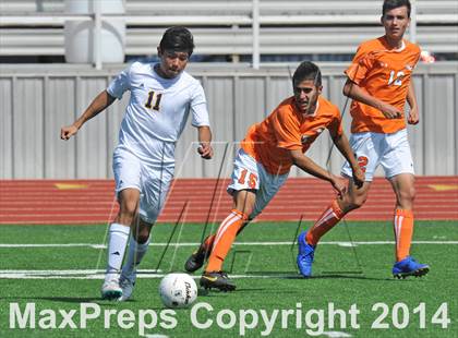 Thumbnail 3 in Pine Tree vs. Wakeland (UIL 4A Region 2 Semifinal) photogallery.