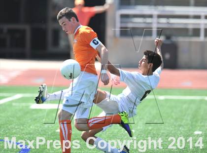 Thumbnail 1 in Pine Tree vs. Wakeland (UIL 4A Region 2 Semifinal) photogallery.