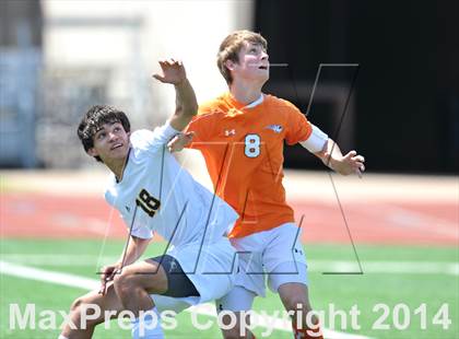 Thumbnail 1 in Pine Tree vs. Wakeland (UIL 4A Region 2 Semifinal) photogallery.