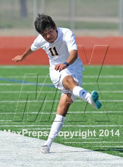 Thumbnail 3 in Pine Tree vs. Wakeland (UIL 4A Region 2 Semifinal) photogallery.