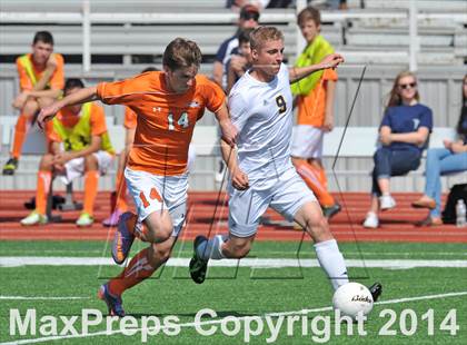 Thumbnail 1 in Pine Tree vs. Wakeland (UIL 4A Region 2 Semifinal) photogallery.