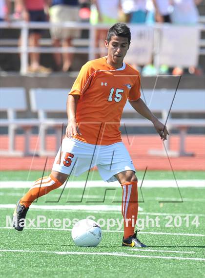 Thumbnail 1 in Pine Tree vs. Wakeland (UIL 4A Region 2 Semifinal) photogallery.