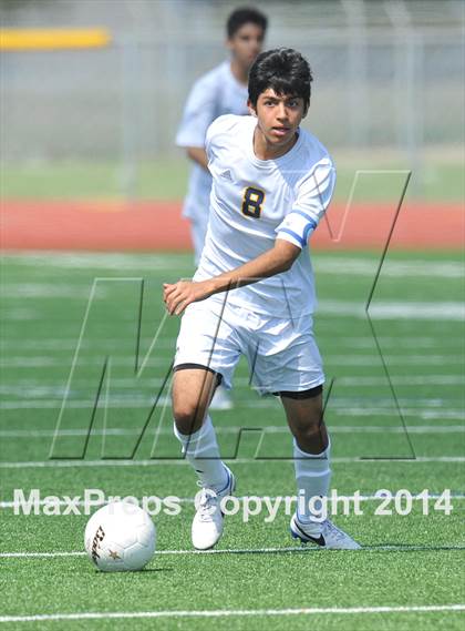 Thumbnail 2 in Pine Tree vs. Wakeland (UIL 4A Region 2 Semifinal) photogallery.
