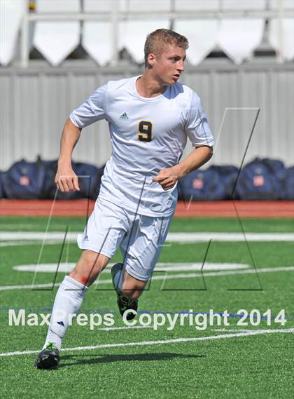 Thumbnail 2 in Pine Tree vs. Wakeland (UIL 4A Region 2 Semifinal) photogallery.