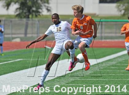 Thumbnail 1 in Pine Tree vs. Wakeland (UIL 4A Region 2 Semifinal) photogallery.
