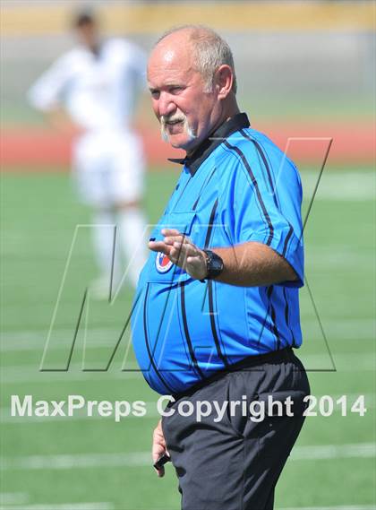 Thumbnail 1 in Pine Tree vs. Wakeland (UIL 4A Region 2 Semifinal) photogallery.