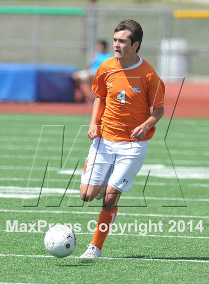 Thumbnail 1 in Pine Tree vs. Wakeland (UIL 4A Region 2 Semifinal) photogallery.
