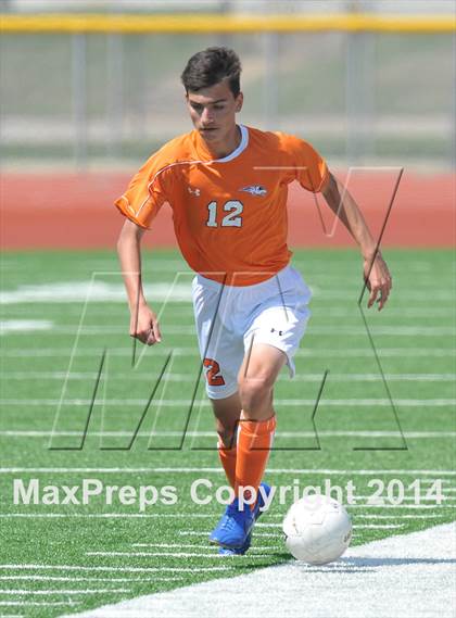 Thumbnail 1 in Pine Tree vs. Wakeland (UIL 4A Region 2 Semifinal) photogallery.