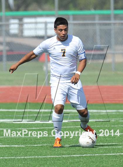 Thumbnail 3 in Pine Tree vs. Wakeland (UIL 4A Region 2 Semifinal) photogallery.
