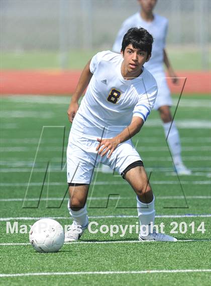 Thumbnail 1 in Pine Tree vs. Wakeland (UIL 4A Region 2 Semifinal) photogallery.