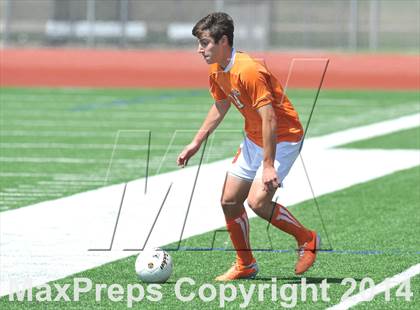 Thumbnail 3 in Pine Tree vs. Wakeland (UIL 4A Region 2 Semifinal) photogallery.